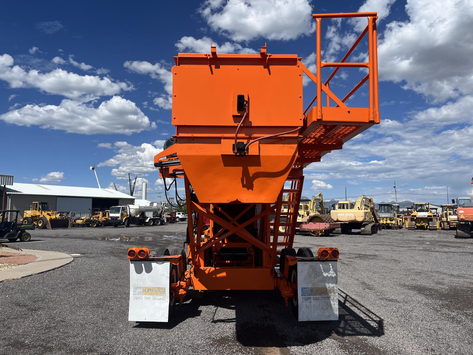 ./imagenes/INVOICE/2019/18069/KOLBERG 52 PORTABLE TWO BIN PUGMILL CONCRETE BATCH PLANT (12).JPG